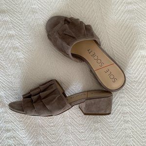 Sole Society low heel taupe sandal